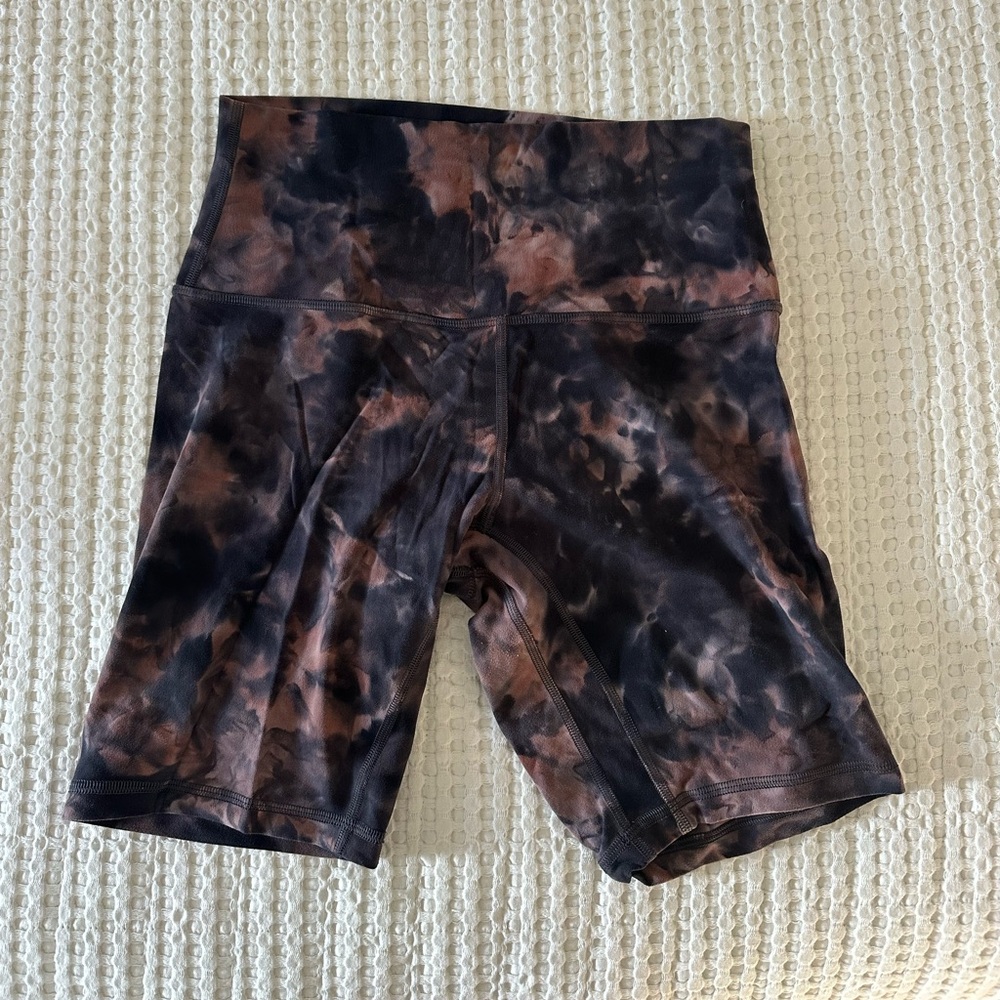 Stylish Tie-Dye Women's Shorts